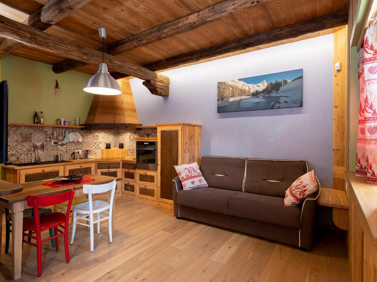 Agriturismo Gli Elfi Aosta Exterior foto